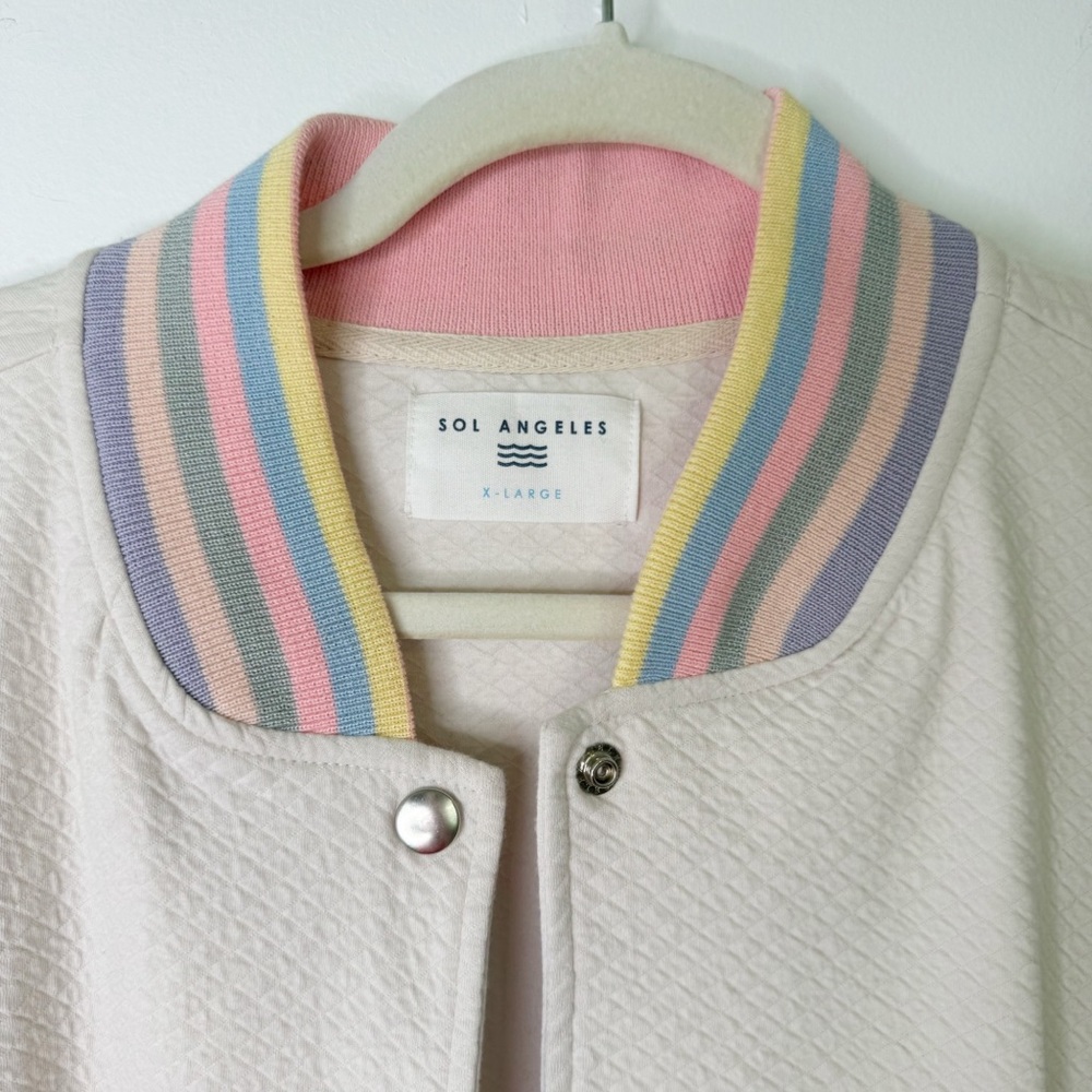 NWT SOL ANGELES Quilted Pastel Bomber Jacket in Ecru with rainbow bands XL - Picture 9 of 9